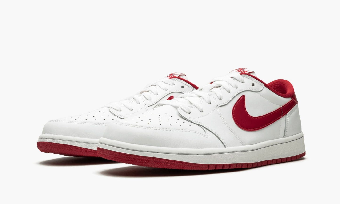 Air Jordan 1 Retro Low OG White / Varsity Red Sneakers - OG Colorway