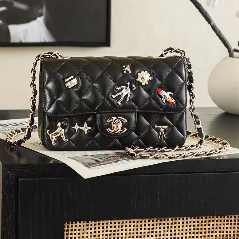 Chanel 2026 Classic 11.12 Bag 20cm Black Sheepskin