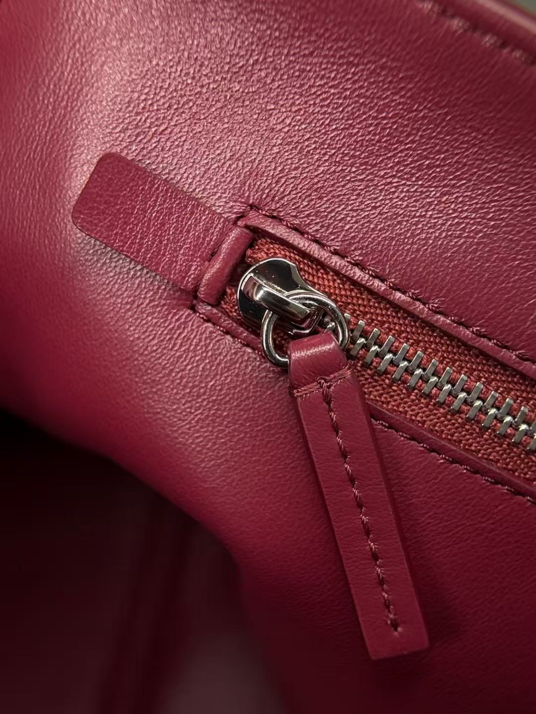 Chanel 2026 Maxi Flap Bag 38.5cm Calfskin