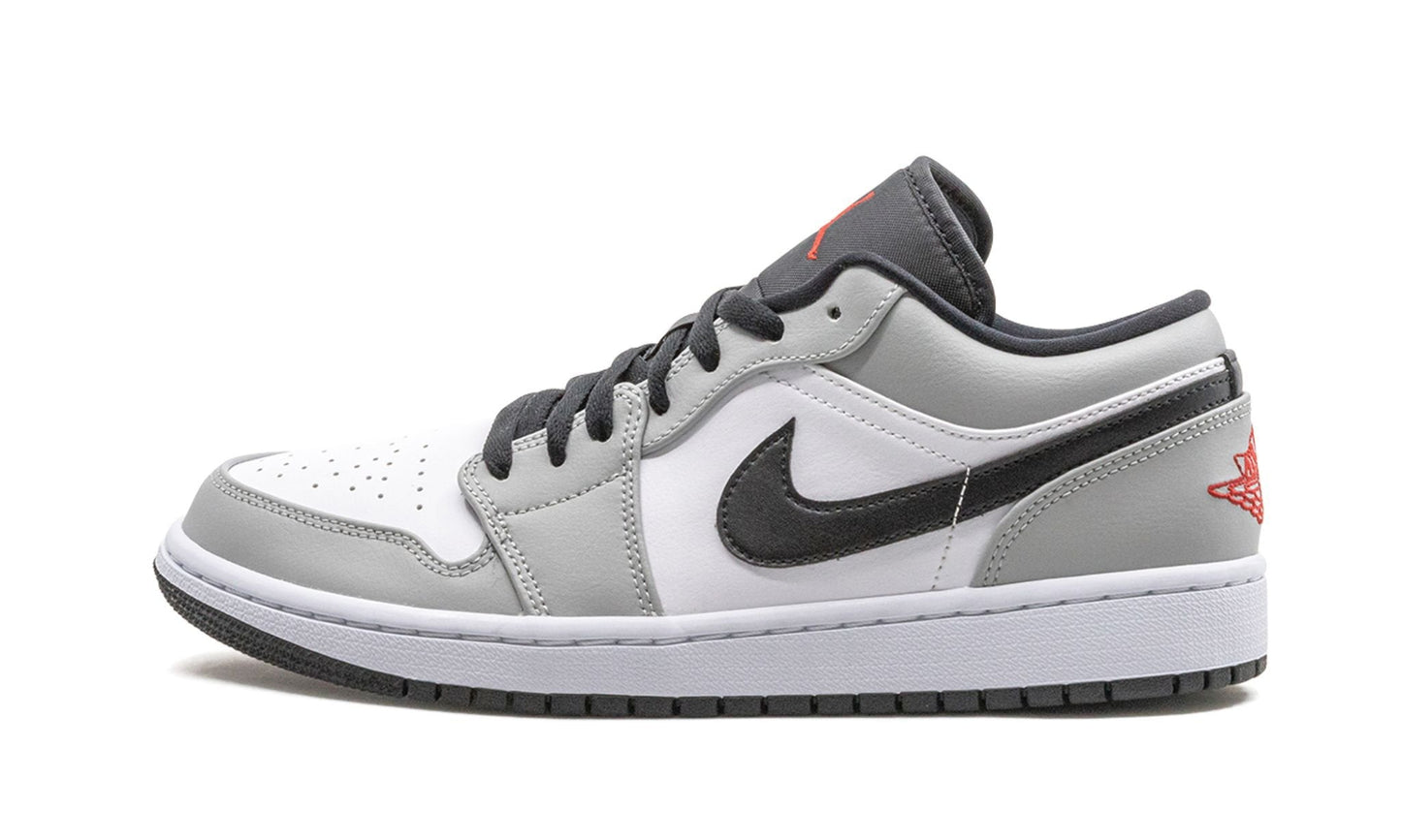 Air Jordan 1 Low “Light Smoke Grey” Sneakers - Collector's Edition