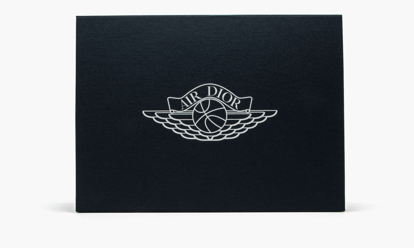 Air Jordan 1 Retro High Dior Sneakers - Head-Turner | Must-Cop