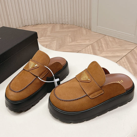 Prada 2026 Mule Grained Leather 847068