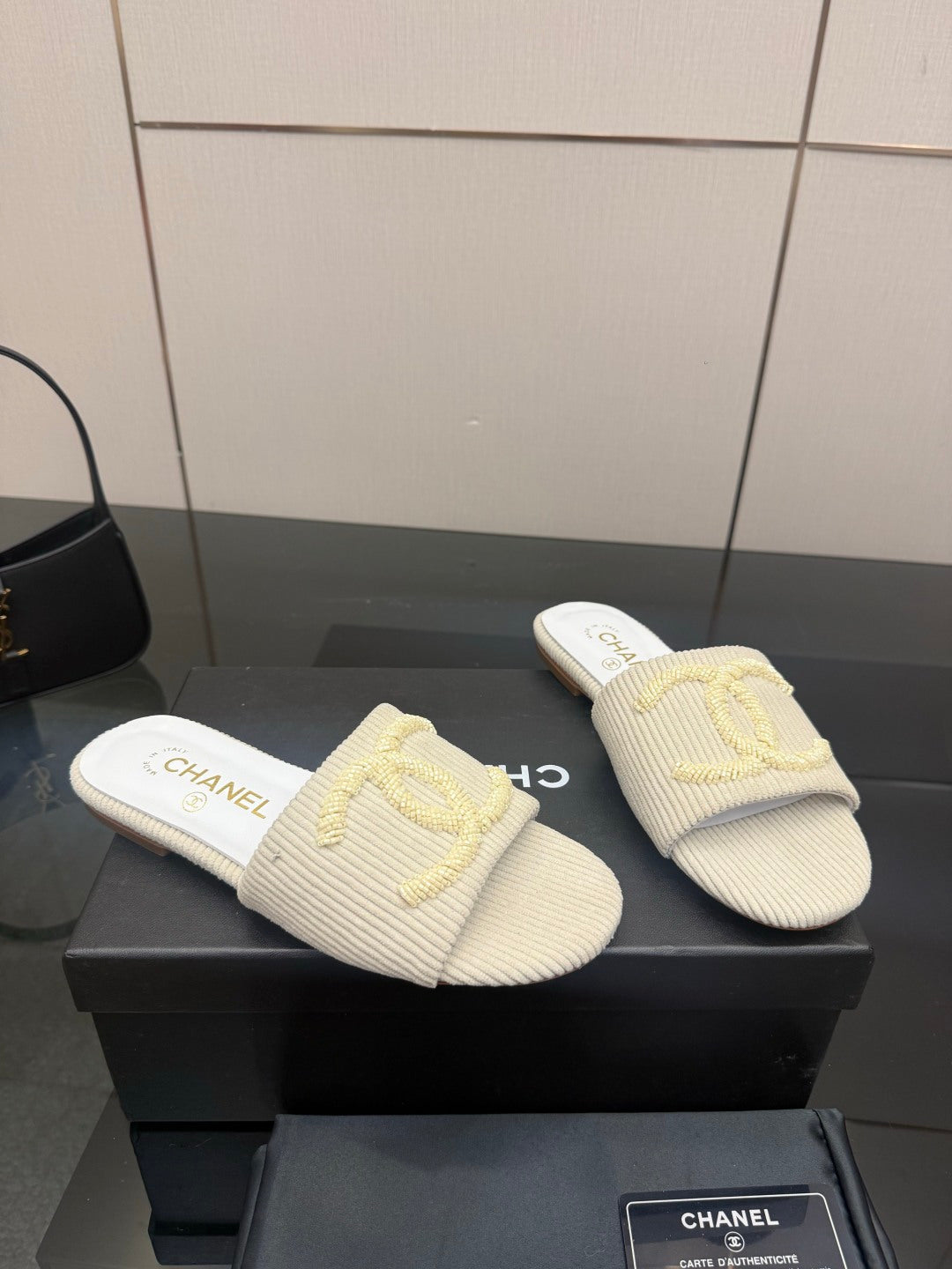 Chanel 2026 Slippers Leather Raffia Large Gold CC Logo 791589
