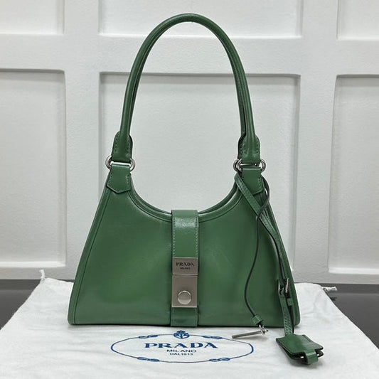 Prada 2026 Soft Lux Medium Tote Bag 26cm Patent Calfskin
