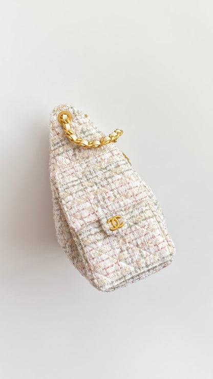 Chanel 2026 Hobo Bag 22cm Ivory White Pink Tweed