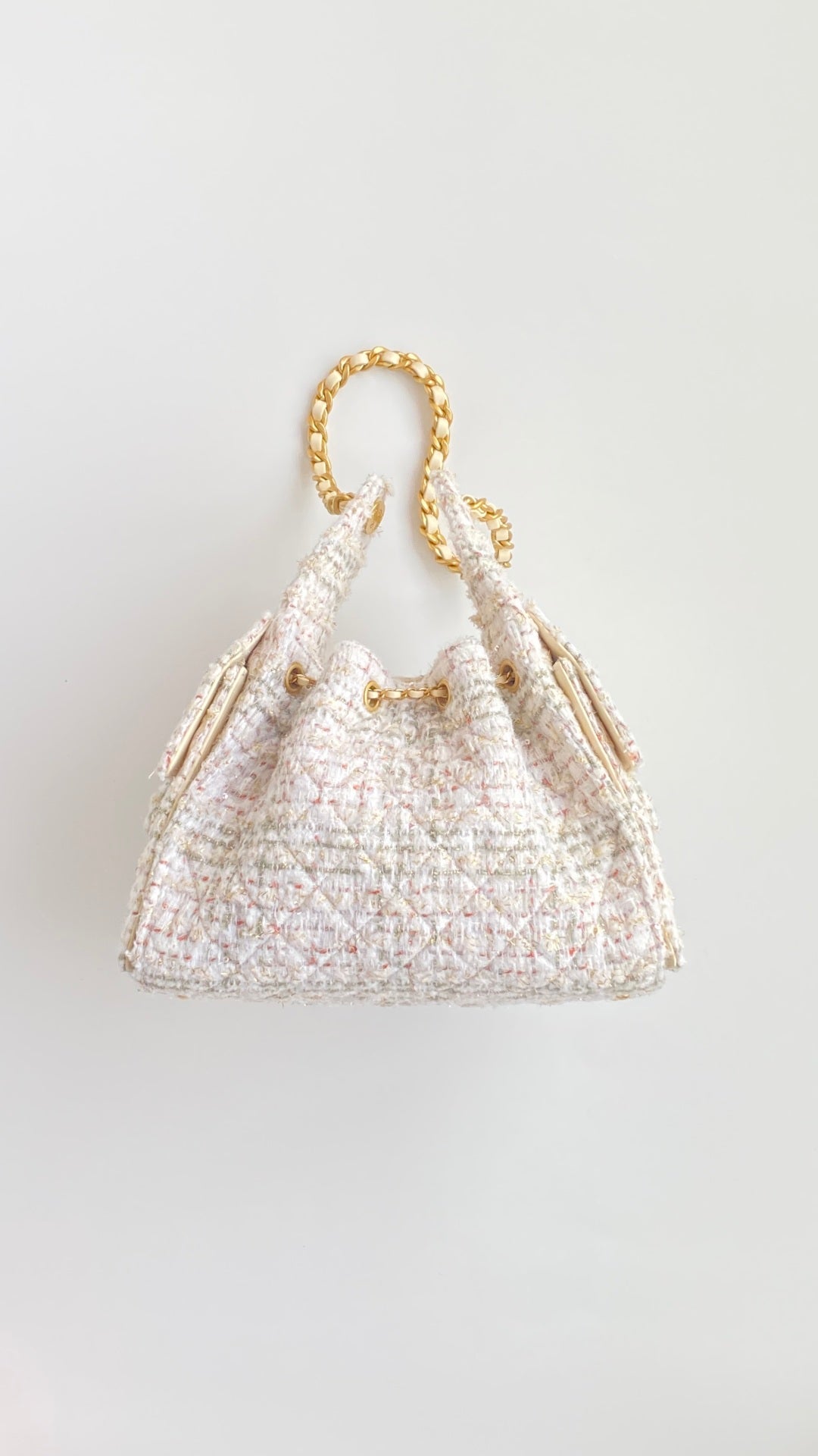 Chanel 2026 Hobo Bag 22cm Ivory White Pink Tweed