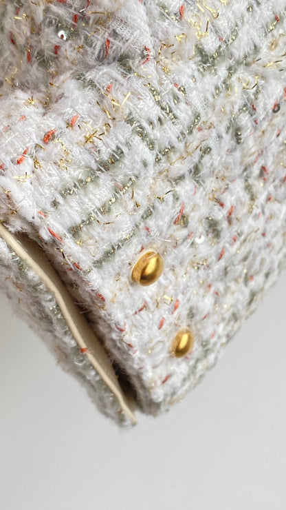 Chanel 2026 Hobo Bag 22cm Ivory White Pink Tweed