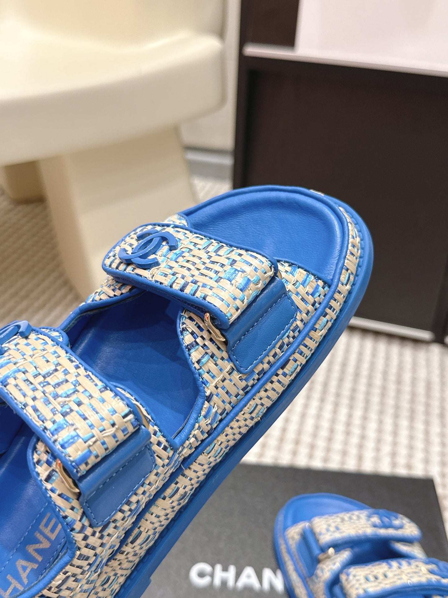 CC 26s Sandals Blue Beige Leather Raffia 632401