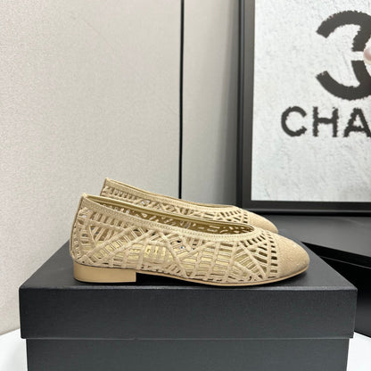 CC 26s Ballet Flats Beige Canvas Leather 626300