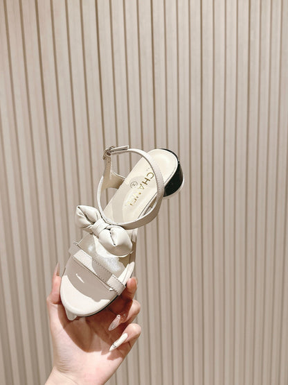 CC 26s Bow Sandals White Cowhide 658468