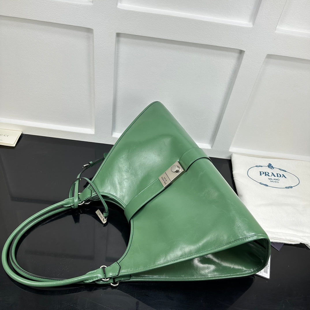 Prada 2026 Soft Lux Medium Tote Bag 39cm Patent Calfskin