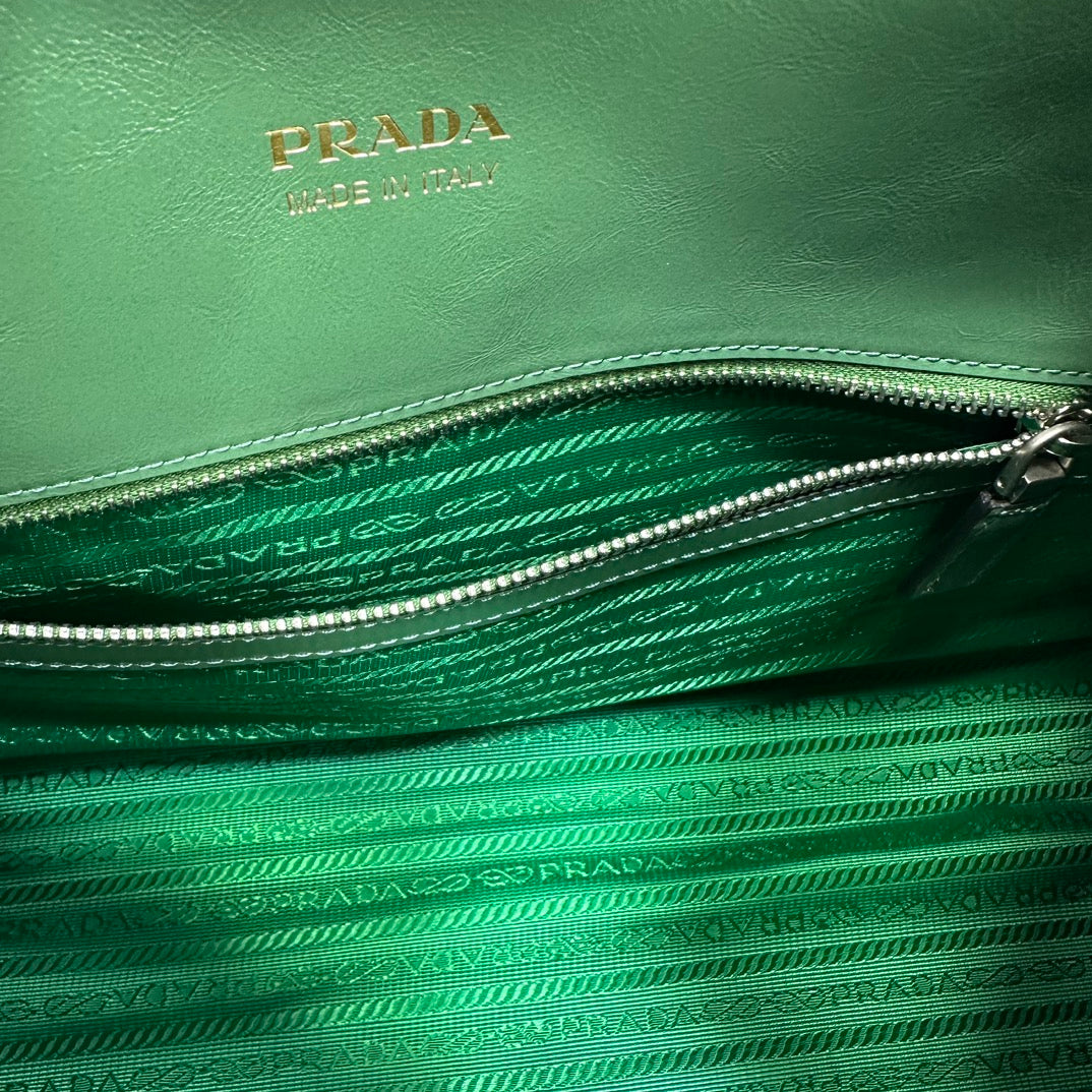 Prada 2026 Soft Lux Medium Tote Bag 39cm Patent Calfskin