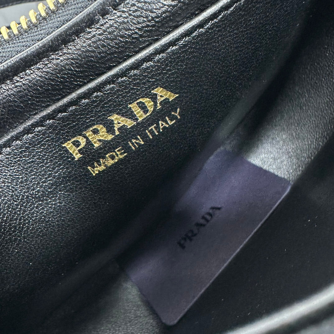 Prada 2026 Arque Shoulder Bag 22.5cm Patent Calfskin