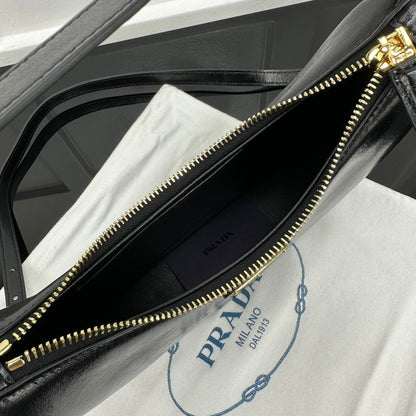Prada 2026 Arque Shoulder Bag 22.5cm Patent Calfskin
