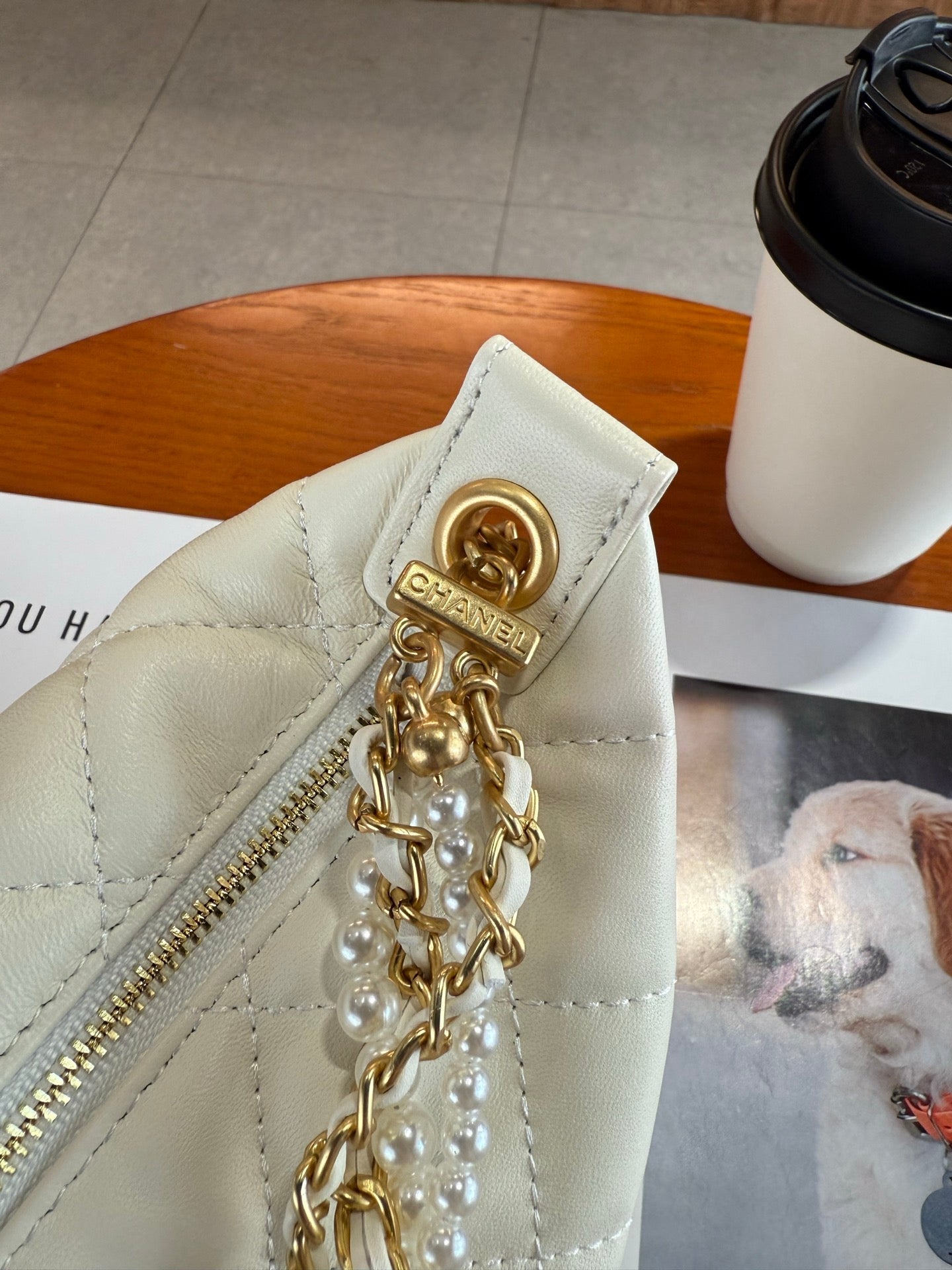 Chanel Kelly 2026 Pearl Chain Lunch Box 23.5 White Sheepskin