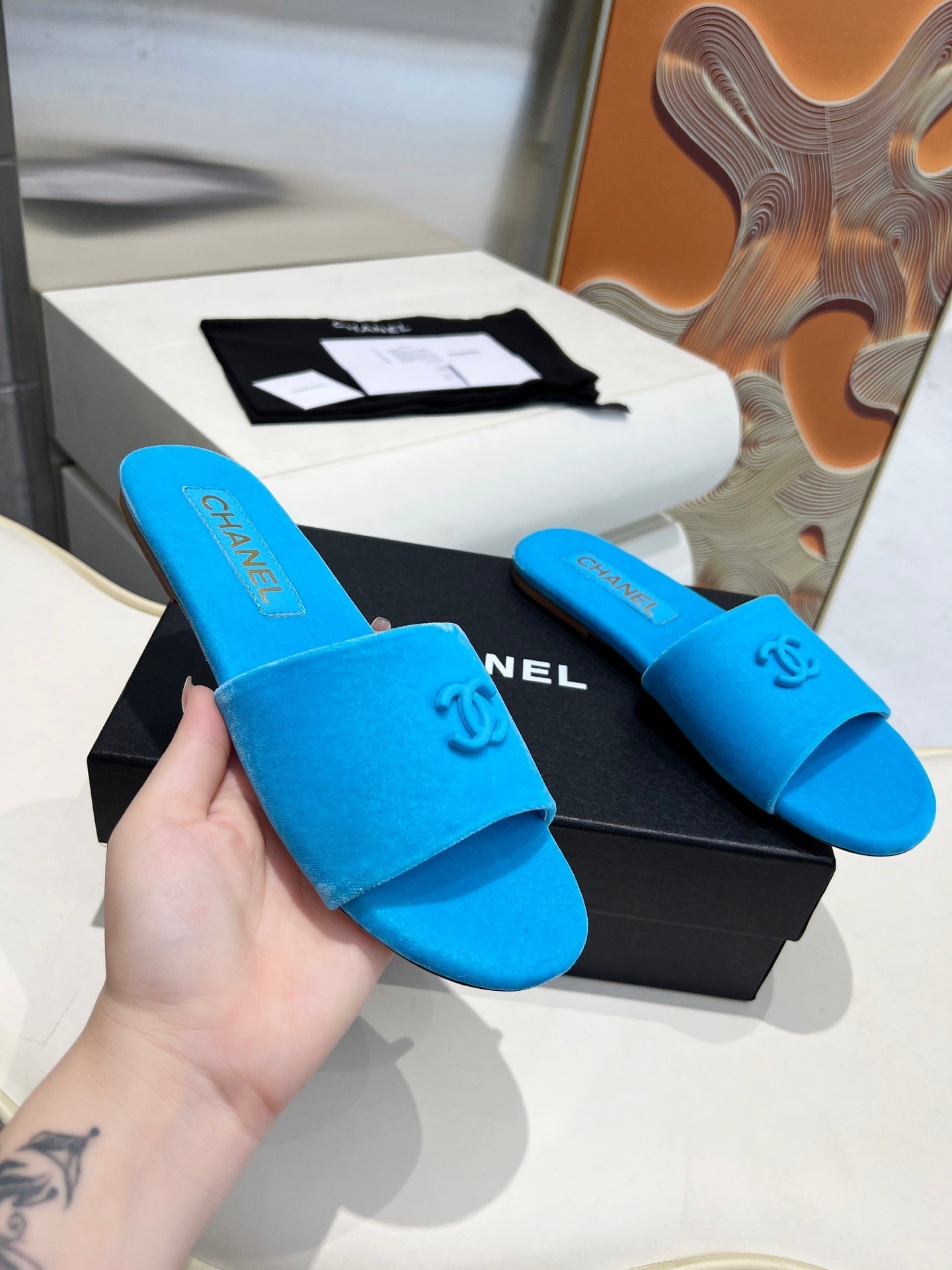 Chanel 2026 Kiss's Flat Sandals Sheepskin Velvet 802307