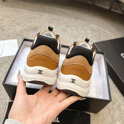 CC 26s Sneaker Caramel Brown Suede 647434