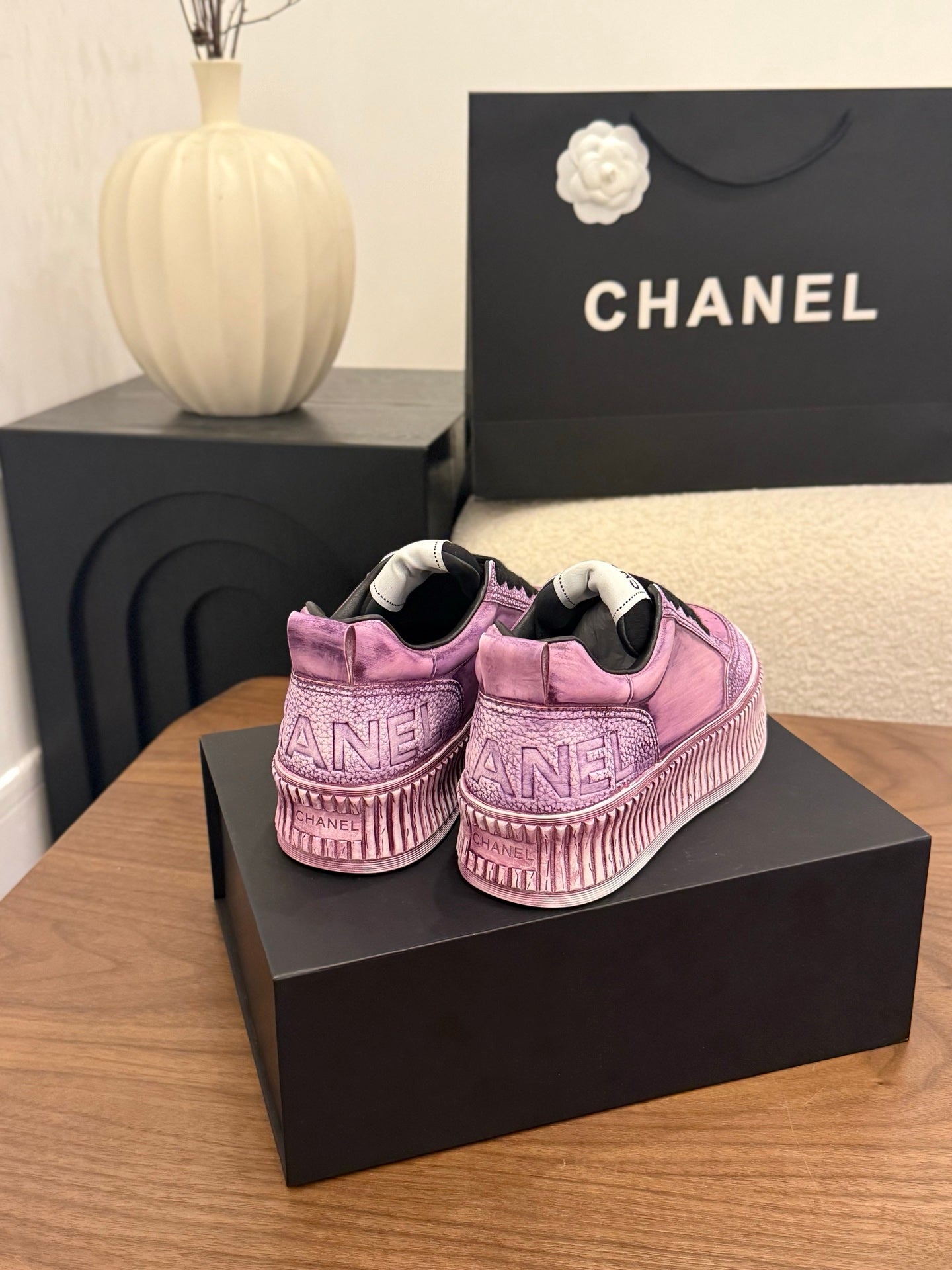 CC 26s Casual Sneaker Light Purple Leather 183614