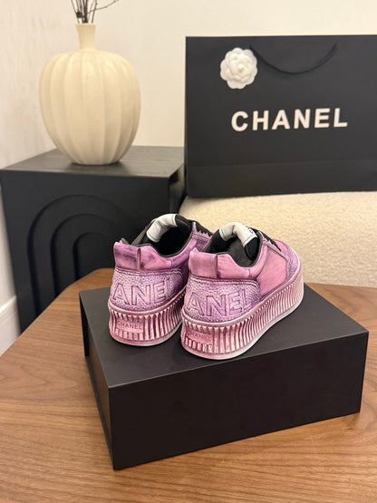 CC 26s Casual Sneaker Light Purple Leather 183614