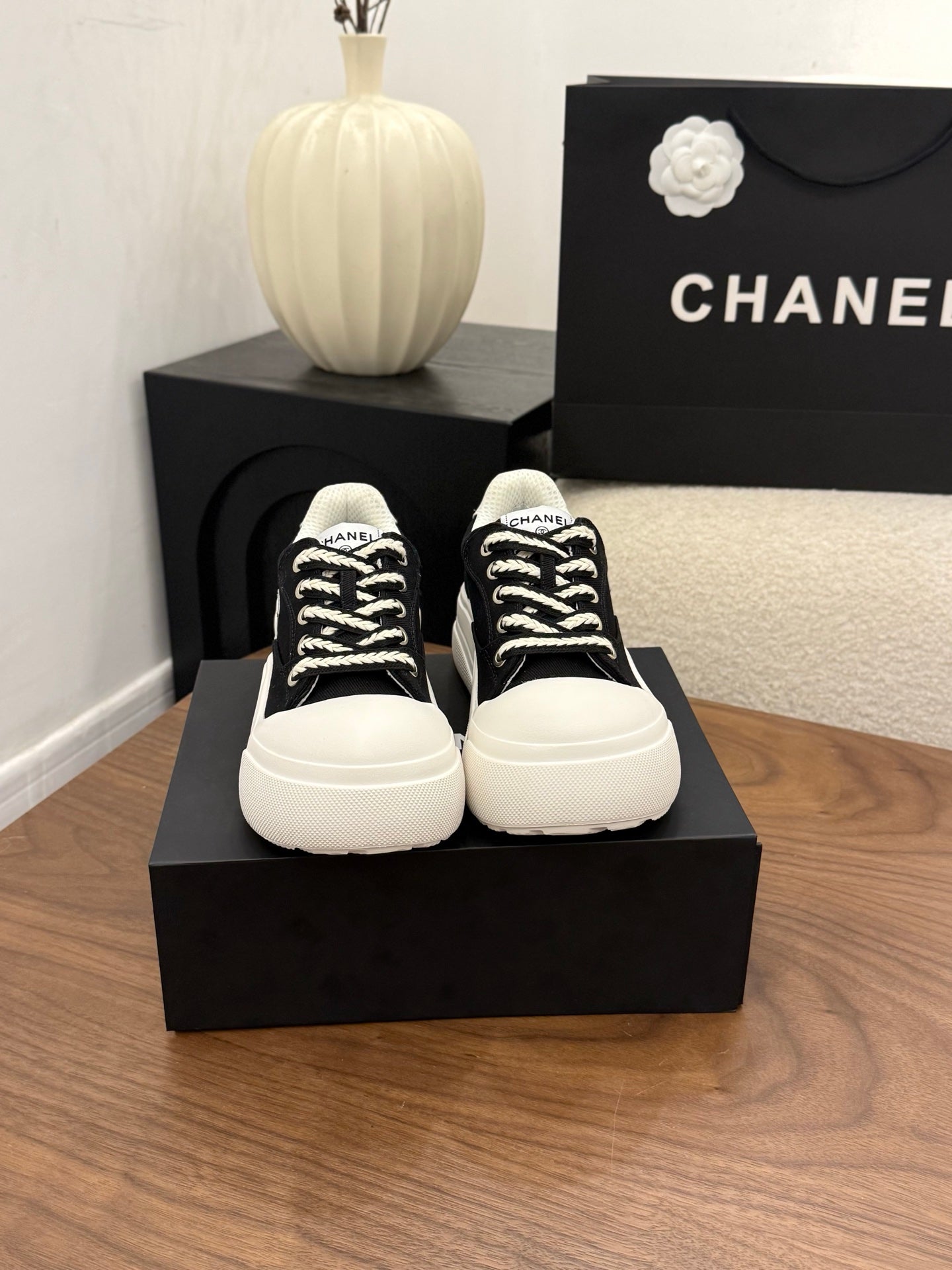 CC 26s Casual Sneaker Black White Canvas Leather 183592