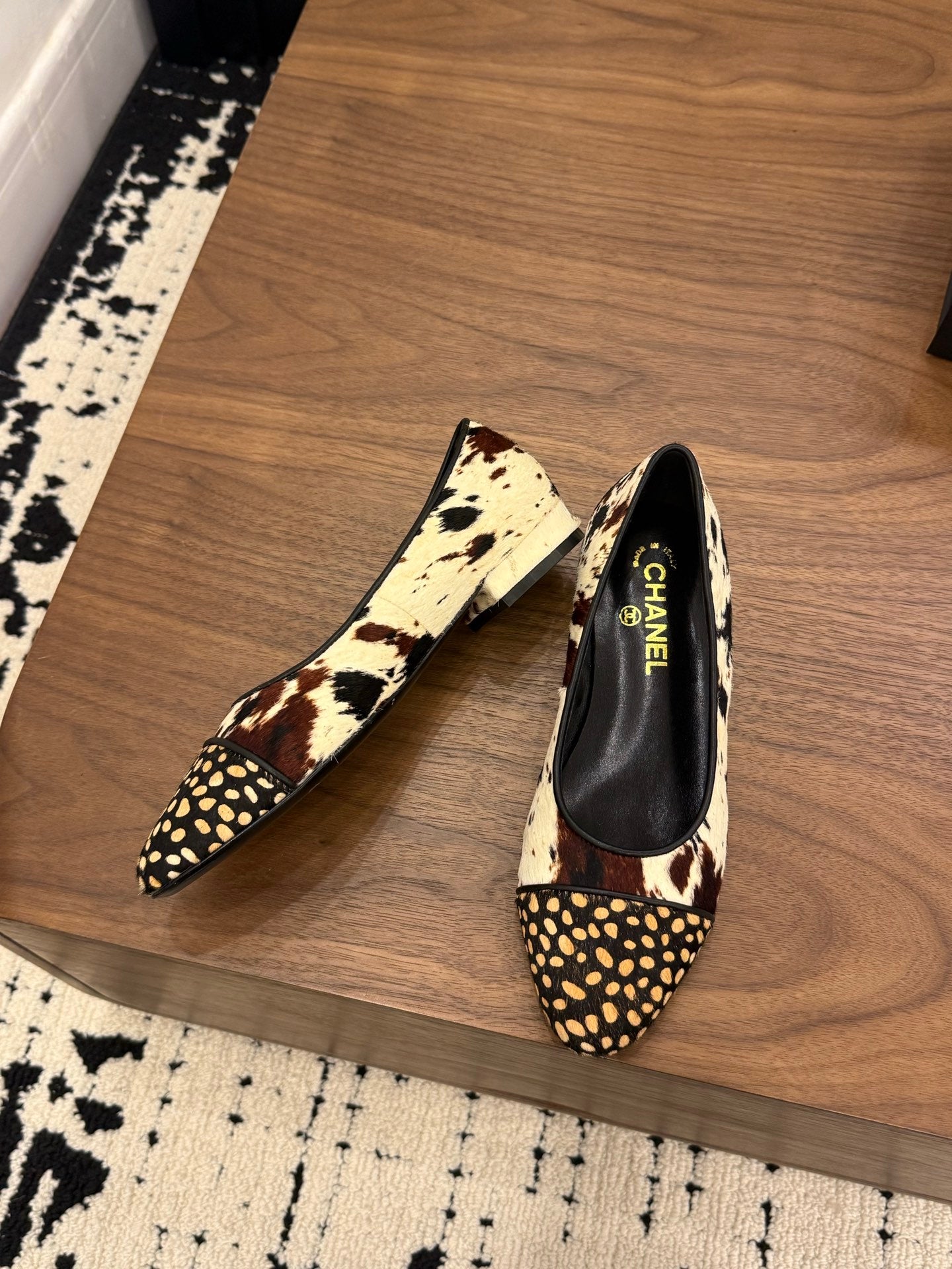Chanel 2026 Ballet Flat Black White Brown Horsehair Calfskin 686503