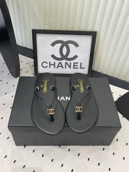 Chanel 2026 Thong Sandal Black Sheepskin 720044