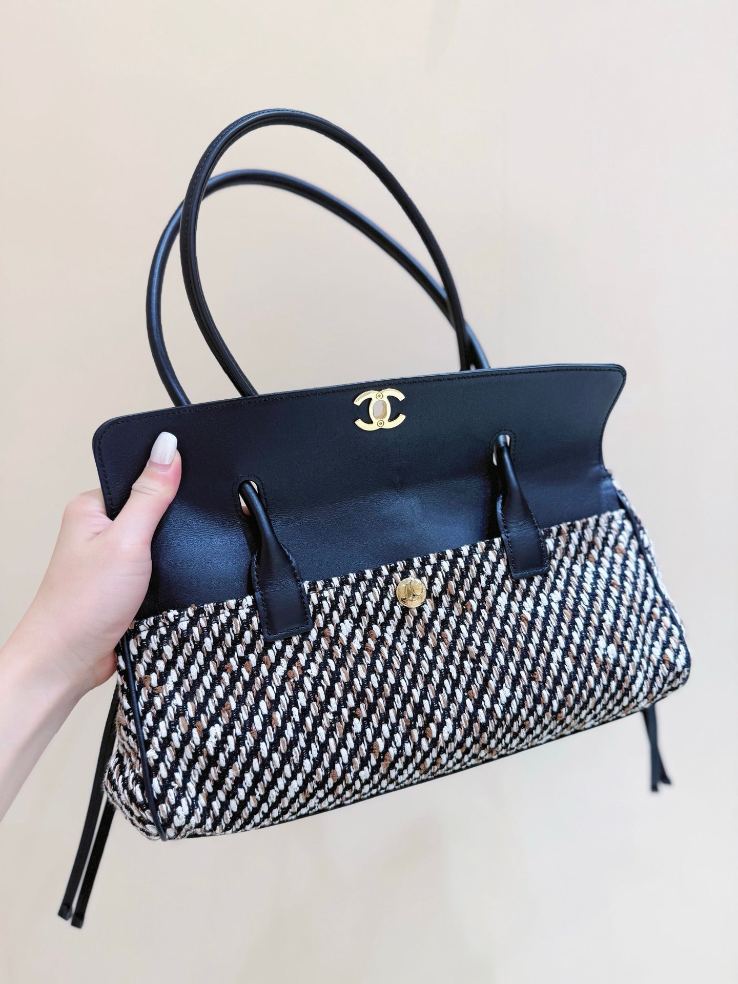 Chanel 2026 "Urban Essential" East West Bag Black Tweed Calfskin 354066