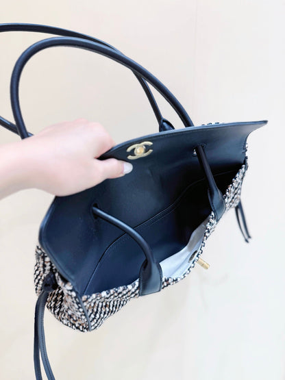 Chanel 2026 "Urban Essential" East West Bag Black Tweed Calfskin 354066